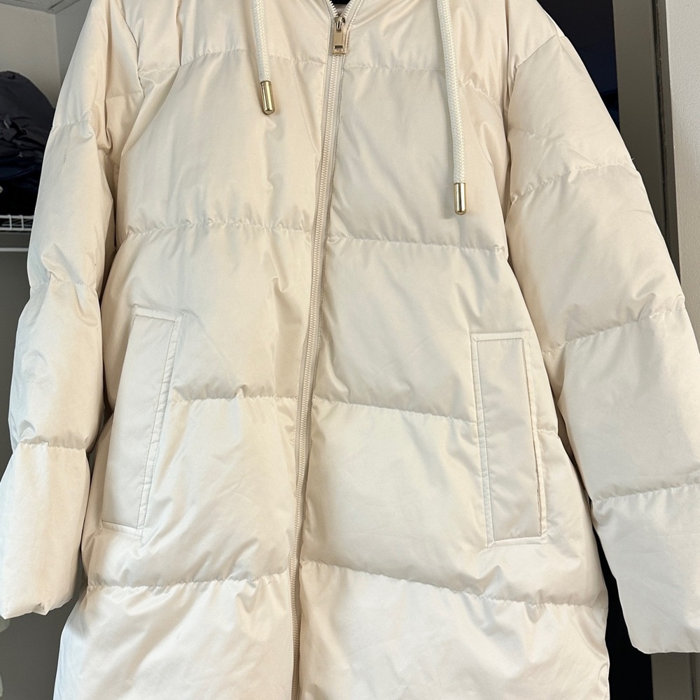 Zara Off-White Puffer Jacket